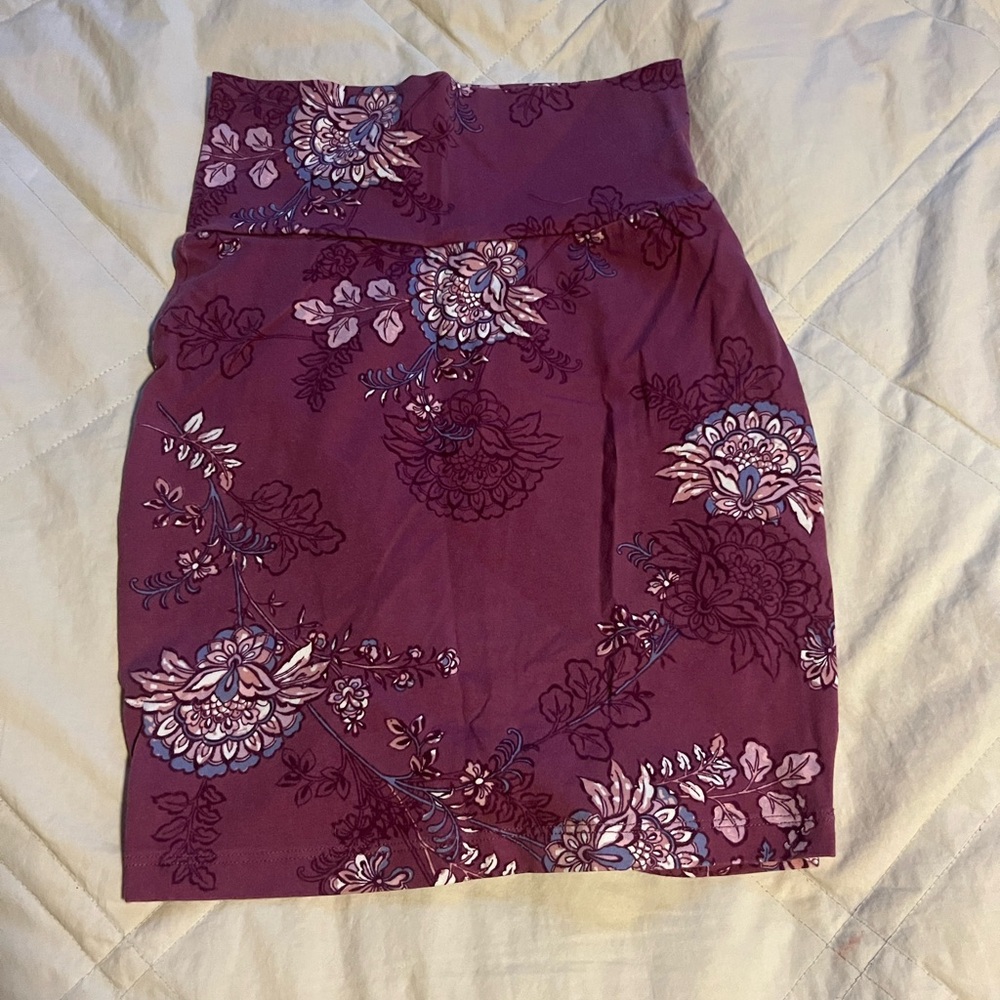 Charlotte Russe tight pencil skirt size xs